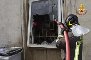Fuga di gas provoca incendio in un’abitazione a Serra San Bruno