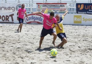 La Calabria abbraccia il top del beach soccer