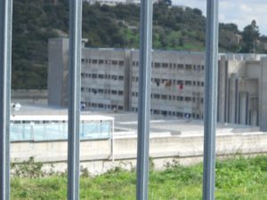 Focolaio Covid al carcere di Catanzaro, la Fp Cgil al direttore: “Assicurare stop contagi”