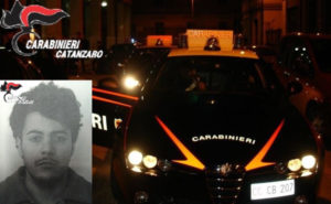 Catanzaro – Picchia e segrega in casa la compagna, 32enne arrestato