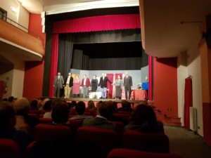 Chiaravalle Centrale, applausi per Gino Capolupo e “I commedianti”