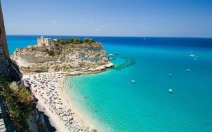 Estate 2017 – Boom di turisti in Calabria, 9 milioni le presenze