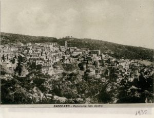 Lettere su Badolato – Le 3846 foto autenticate dal sindaco il 22 novembre 1975.