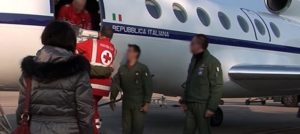 Neonata di cinque mesi in pericolo di vita trasportata d’urgenza a Bologna con aereo militare