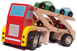 “Car trasporter” giocattolo ritirato dal Ministero: può provocare soffocamento
