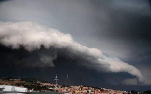 Maltempo – Allerta gialla in Calabria, ancora temporali e venti forti