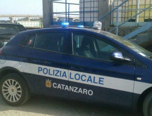Zona rossa a Catanzaro, 10 verbali della polizia locale