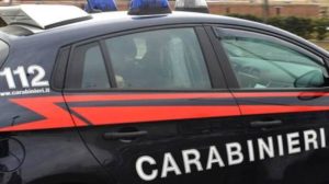 Aggrediscono carabinieri con una mazza di ferro, padre e figlio arrestati