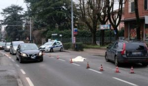 Bologna – Medico calabrese muore investita da un’auto