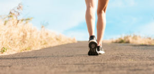 Camminare potrebbe prolungare la durata della tua vita. A riverarlo uno studio
