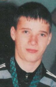 Ragazzo polacco scomparso da Soverato 14 anni fa, l’appello della madre