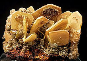 Scoperto in Calabria un minerale molto raro, si chiama Wulfenite