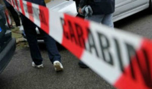 ‘Ndrangheta – Omicidio a colpi di mitra, due persone incappucciate uccidono presunto boss