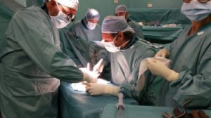 E’ calabrese il primo ortopedico al mondo a usare una tecnica chirurgica per una rara patologia della mano