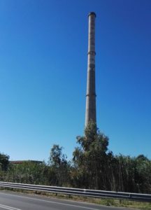 Intitolare “Torre Capo Sud” la ciminiera della ex-liquichimica a Saline Joniche