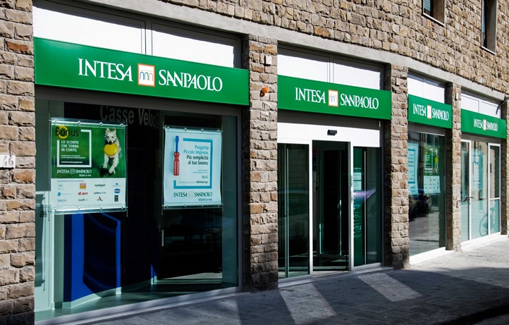 Banca Intesa Sanpaolo 500 Nuove Assunzioni Soverato Web