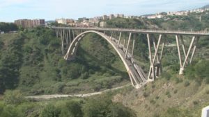 Il ponte crollato a Genova ha lo stesso progettista di quello di Catanzaro