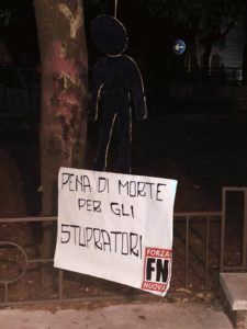 Inquietante cartello e manichino di Forza Nuova a Catanzaro: ”pena di morte per gli stupratori”