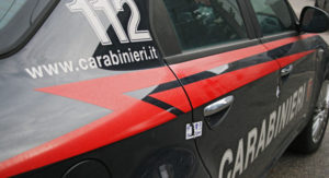 Non forniscono generalità ed insultano i Carabinieri, due arresti