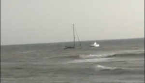Barca con migranti in difficoltà nel mar Jonio, soccorsi bloccati dal maltempo