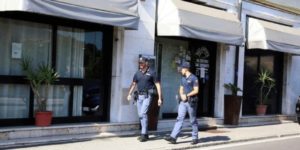 Armi in una pizzeria di Brescia, arrestato un calabrese
