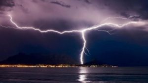 Maltempo – Allerta della Protezione Civile per la Calabria, in arrivo temporali e venti forti