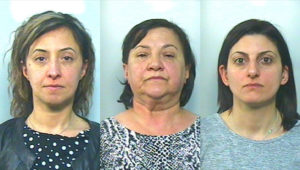 Sequestro di persona e minacce con metodo mafioso, tre donne arrestate