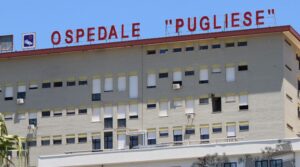 Trentenne muore dopo le dimissioni dall’Ospedale di Catanzaro, due medici indagati