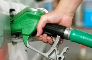 “Prezzi carburante, il Governo intervenga concretamente congelando l’incremento delle accise!”