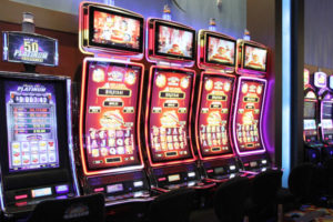 Sequestrate 13 slot machine in Calabria, multe per 140mila euro