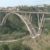 Tenta di suicidarsi lanciandosi dal ponte Bisantis di Catanzaro, salvato da un vigile del fuoco