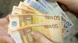 “Le truffe di poche centinaia di euro non sono più punibili”