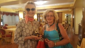 Consegnato il Premio Neko all’attrice Barbara Bouchet