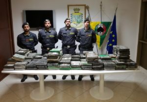 Sequestrati 270 Kg di cocaina in un container del Guatemala, avrebbe fruttato 55 milioni di euro