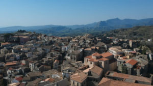 Il Borgo e la storia: Un documentario racconta le radici di Santa Caterina dello Ionio