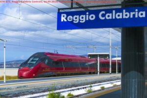 Obbligo di distanziamento sui treni: Italo cancella due corse Torino-Reggio Calabria