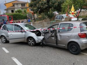 Scontro frontale tra due auto nel catanzarese, 48enne muore dopo 10 giorni di agonia