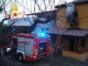 Incendio di un’abitazione a San Sostene, danni ma nessun ferito