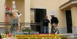 Codacons: Prefetto rimuova la statua donata da boss a Guardavalle