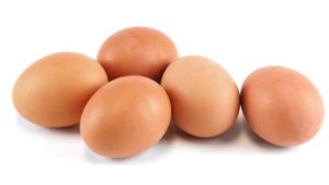 Contaminazione da Salmonella: richiamate dal Ministero della Salute uova fresche. Ecco lotto e info