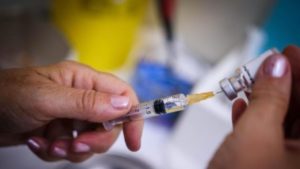 Rifiutano il vaccino, sospesi in Calabria 15 operatori sanitari