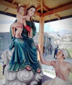 Una statua della Madonna della Sanità di Badolato esiste pure in Perù