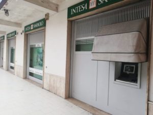 Bisogna scongiurare la chiusura della Banca “Intesa San Paolo” a Badolato