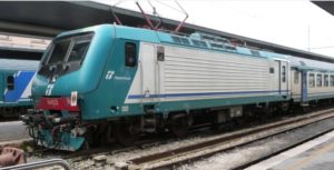 Niente traghettamento in Sicilia per il treno proveniente da Roma: fermato a Villa San Giovanni