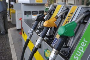 Prorogato il taglio delle accise su benzina, diesel e metano
