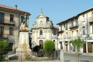 Serra San Bruno, Lagrotteria all’attacco dell’Amministrazione comunale: “Stagione turistica rovinata”