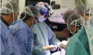 Nasce senza arteria polmonare, bimbo calabrese operato al cuore e salvato a Taormina