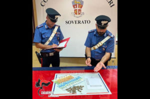 Soverato – Svuotavano videopoker col trucco del pesciolino, 2 truffatori arrestati
