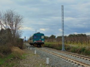 Elettrificazione ferrovia jonica tra lavori in corso, criticità e proposte