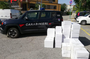Controlli al mercatino di Soverato: sequestrati oltre 350 kg di buste di plastica illegali